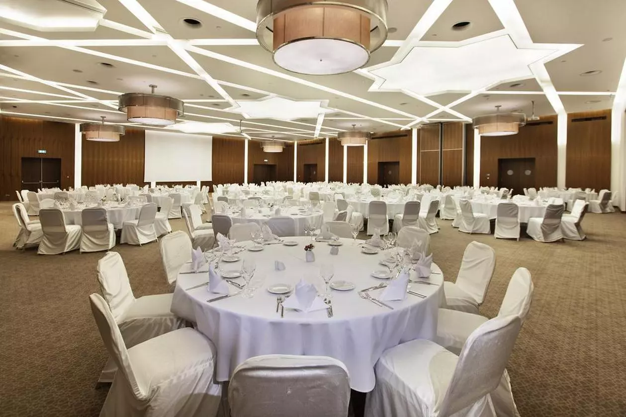 HILTONGARDENINN_SHABAVIZ (14).jpg